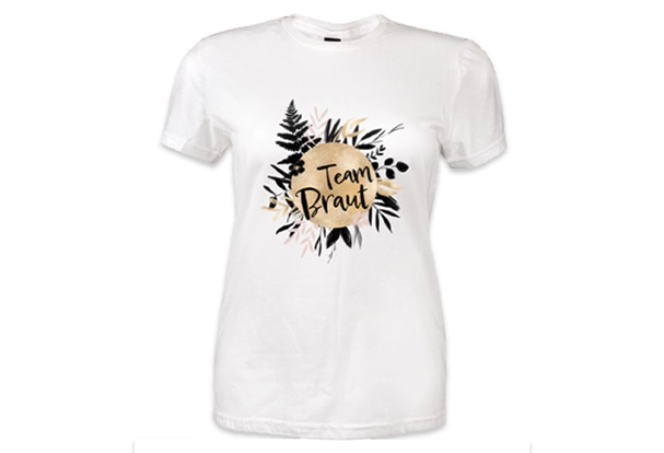 Weißes T-Shirt mit individuellem Design und Text. Jetzt mit euren Fotos gestalten!