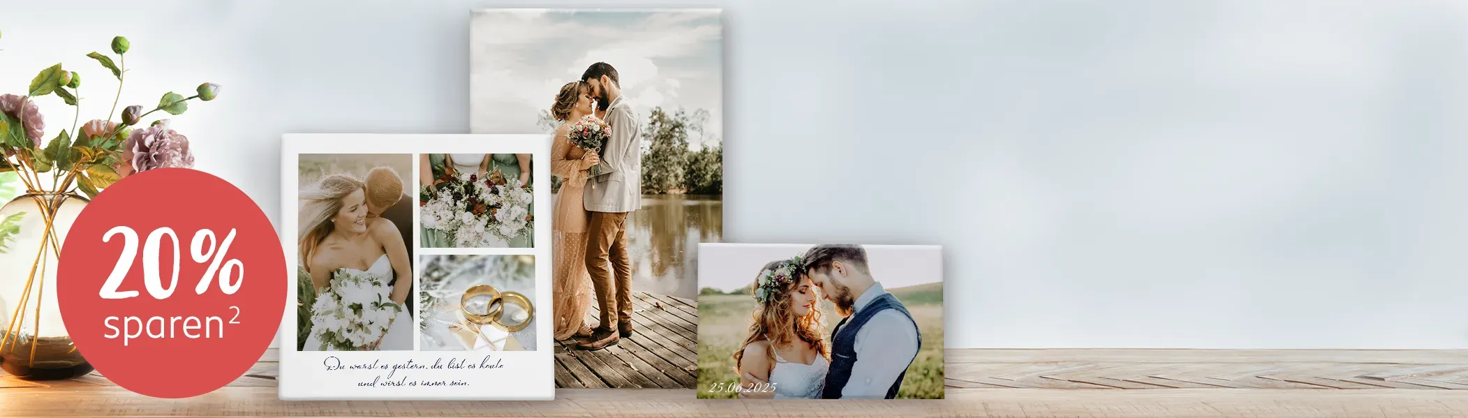 Mehrere Hochzeitsfotos auf Leinwand mit romantischem Zitat und Datum. Im Juni erhaltet ihr 20% Rabatt auf eure Fotoleinwand!