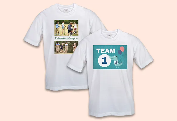Baumwoll-Geburtstagsgeschenk mit Fotos. Bildet fuer Geburtstagsspiele T-Shirts, um die Teams optisch einzuteilen und ihnen eine tolle Erinnerung mitzugeben.