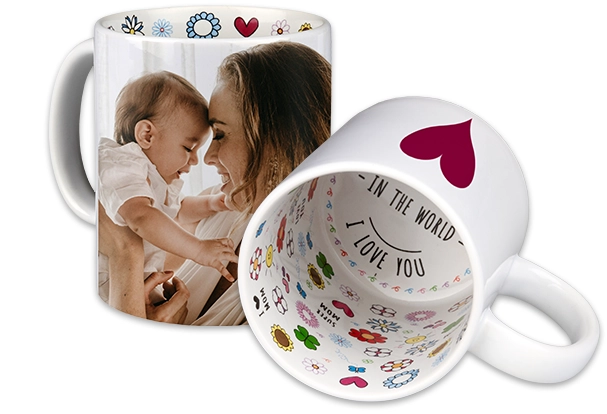 Die personalisierte Anlasstasse der ROSSMANN Fotowelt überzeugt Mütter mit individuellem Design und liebevollem Innendruck.