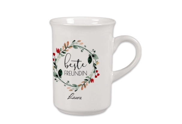 Schmale weiße Tasse mit individuellem Design und Namen. Jetzt mit euren Fotos in der ROSSMANN Fotowelt gestalten!