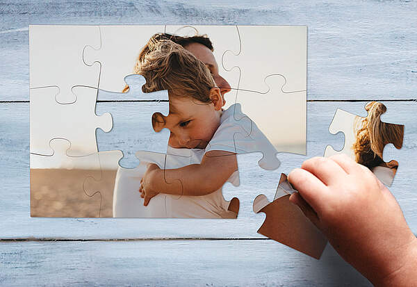 Hochwertiges Fotopuzzle, Kinder freuen sich ueber den Puzzlespass, online gestalten und bestellen. Laden Sie jetzt ganz einfach Ihr Lieblingsfoto hoch.
