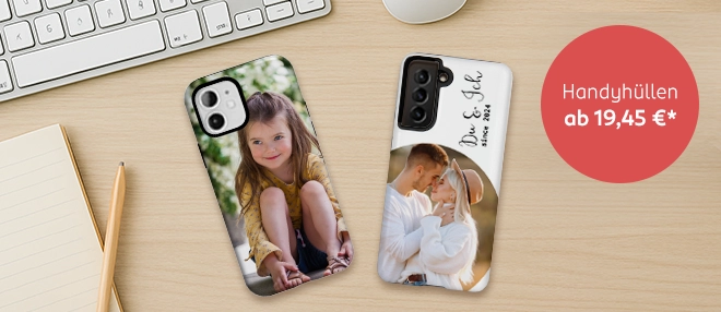 Handyhülle mit eigenem Foto individuell gestalten Abgebildet sind individuell gestaltete Handyhüllen mit persönlichen Fotos und Text.