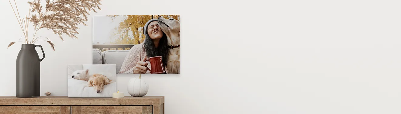 Fotoleinwand mit persönlichen Fotos individuell gestalten Fotoleinwand mit eigenen Fotos von besonderen Momenten und Haustieren