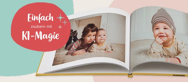 Fotobuch App herunterladen und Fotobuch direkt am Handy erstellen Mit unserer App ist das Fotobuch am Handy Erstellen einfach. Der KI-Assistent hilft euch beim Gestalten.