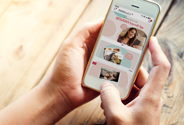 Fotobuch-Software kostenlos, Android und iOS Unser Fotobuch Programm ist eine leicht bedienbare Software für euren Computer. Auch mit der App könnt ihr alle Fotoprodukte der ROSSMANN Fotowelt bequem gestalten