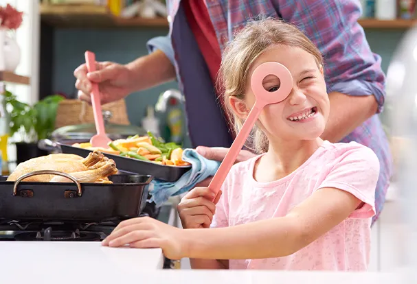 Mit unseren Fotogeschenke Ideen Familie und Freunde überraschen. Ob groß oder klein – in unserer Familienwelt findet ihr für alle das passende Geschenk.