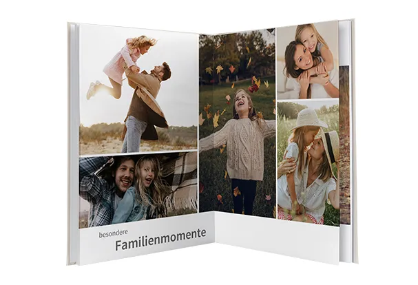 Abgebildet ist ein geöffnetes Fotobuch mit persönlichen Fotos. Sammelt eure schönsten Erinnerungen in einem ROSSMANN Fotobuch.