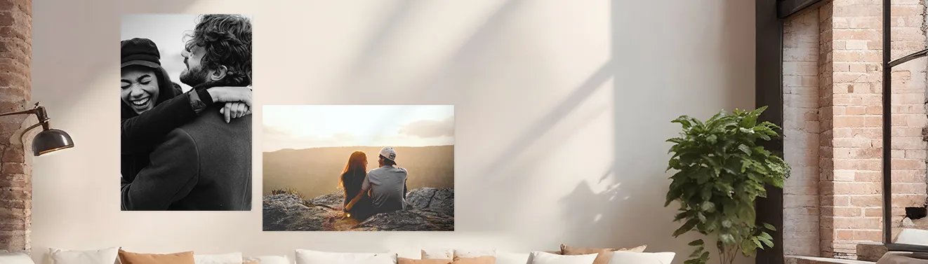 Diese HD-Poster sind im schwarzen und weißen Rahmen erhältlich. Lasst Erinnerungen in brillanten Farben und Größen drucken.