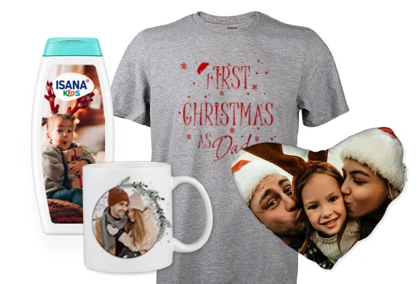 Fotogeschenke mit eigenen Fotos gestalten – persönliche Geschenkideen zu Weihnachten Verschiedene personalisierte Fotogeschenke mit Weihnachtsmotiven: Duschgel, T-Shirt, Fototasse und Herzkissen