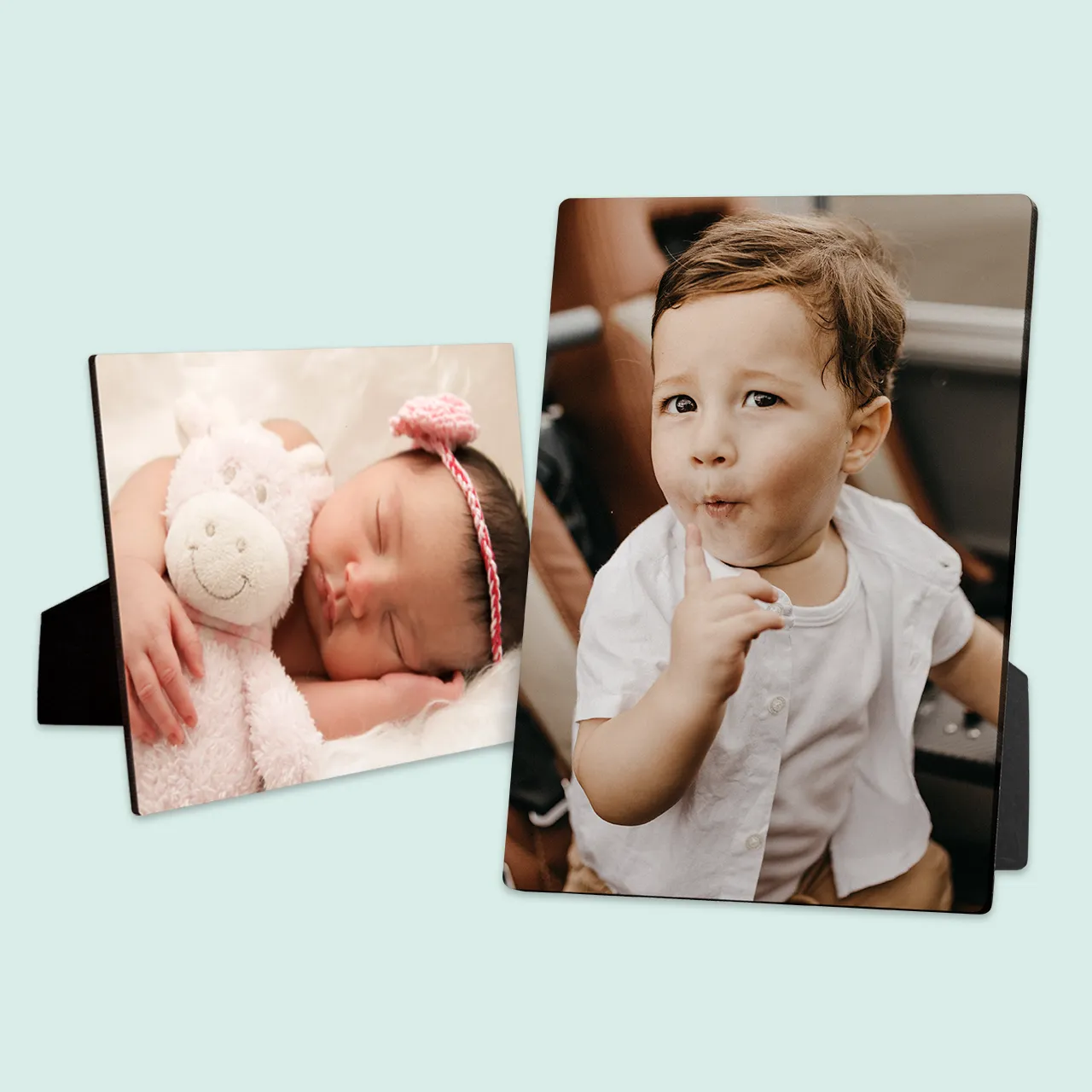 Persönliche Fotoaufsteller mit euren schönsten Familienbildern gestalten Fotoaufsteller aus Holz mit Baby- und Kinderfotos in zwei Größen