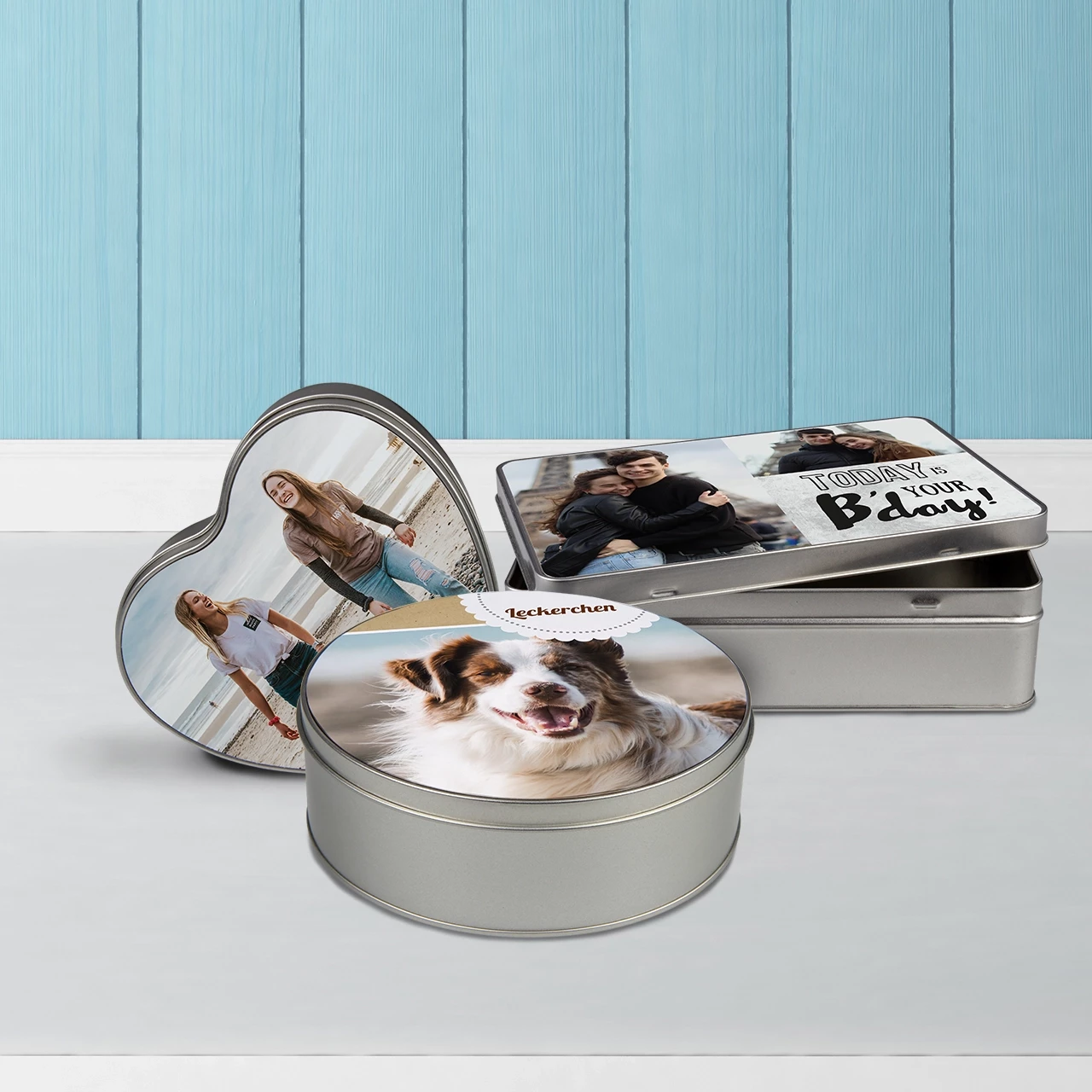 Blechdose bedrucken als Geschenk oder selbst behalten. In der ROSSMANN Fotowelt findet ihr herzförmige, runde und rechteckige Fotodosen. Brillanter, kratzfester Druck.