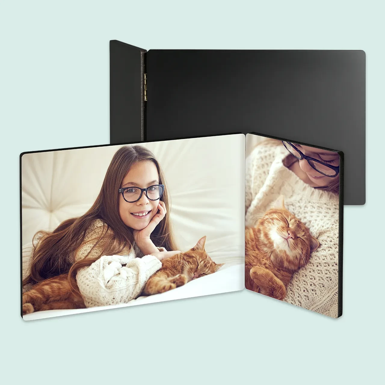 Ein Fotoaufsteller mit meheren Fotos bietet Platz für themennahe Fotos und kann freistehend platziert werden. Dekoriert eure Wohnung mit tollen Erinnerungen.