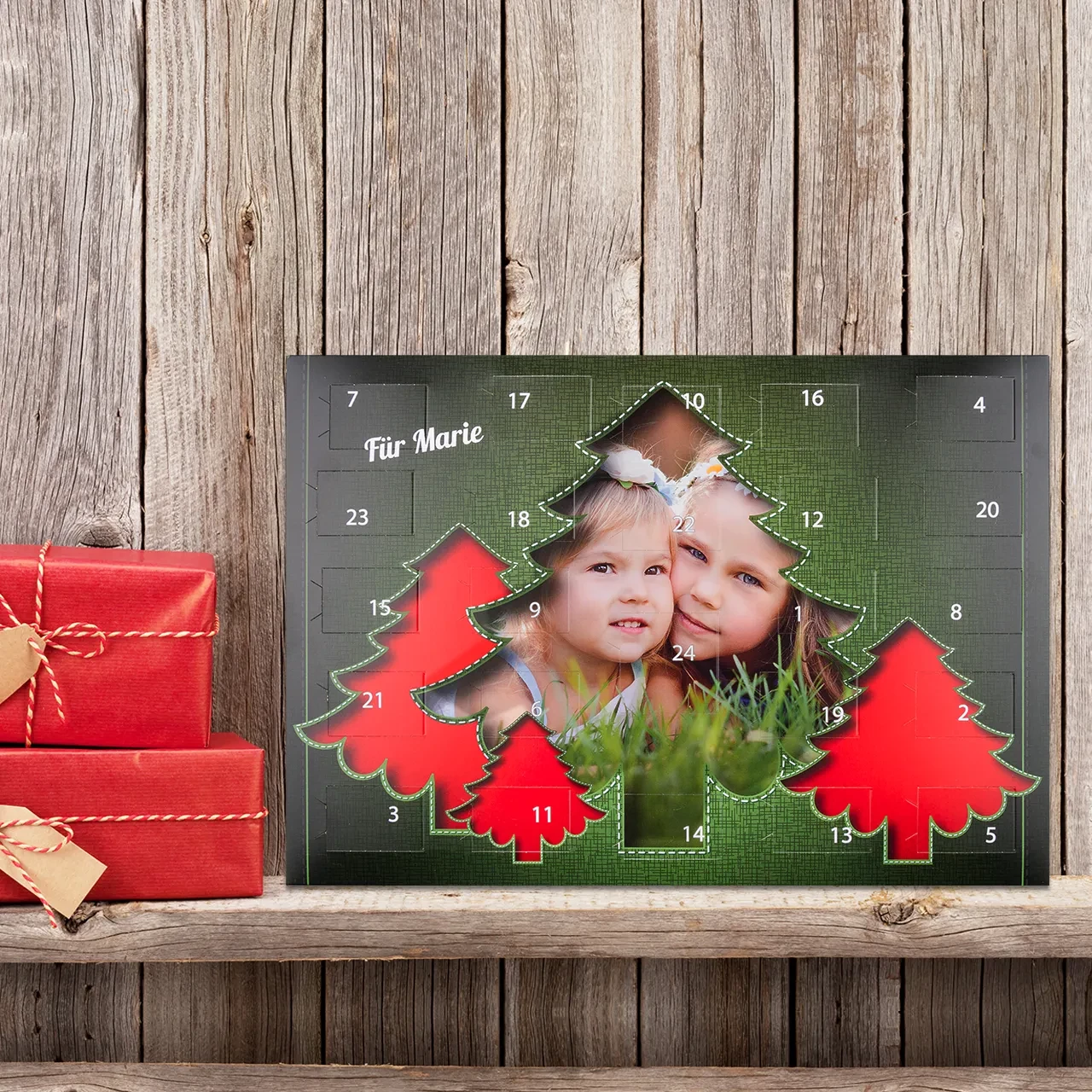 Gestaltet einen persönlichen Schokoladen-Adventskalender mit Foto für viel Freude in der Weihnachtszeit. Perfekt zum Verschenken oder selbst Genießen .