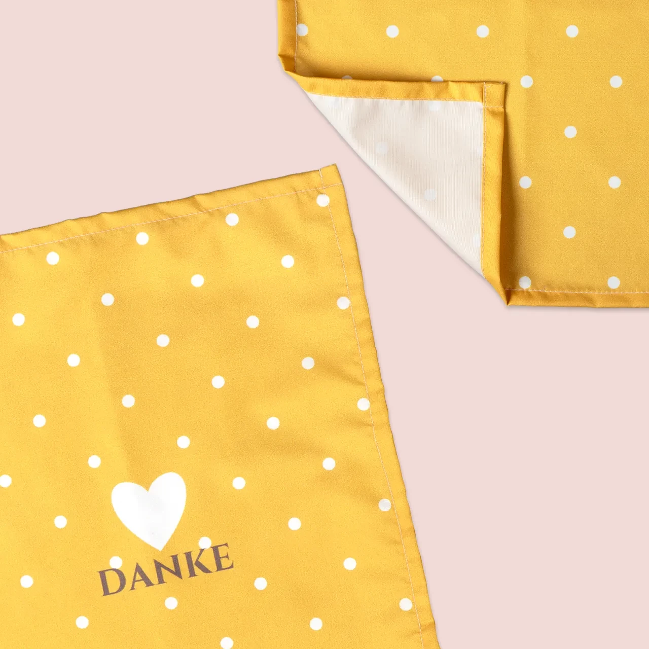 Nachhaltige Verpackungen können auch bunt und hochwertig sein. Verpackt ihr so eure liebevollen Geschenke, spart ihr eine Menge Papier, Zeit und Nerven.