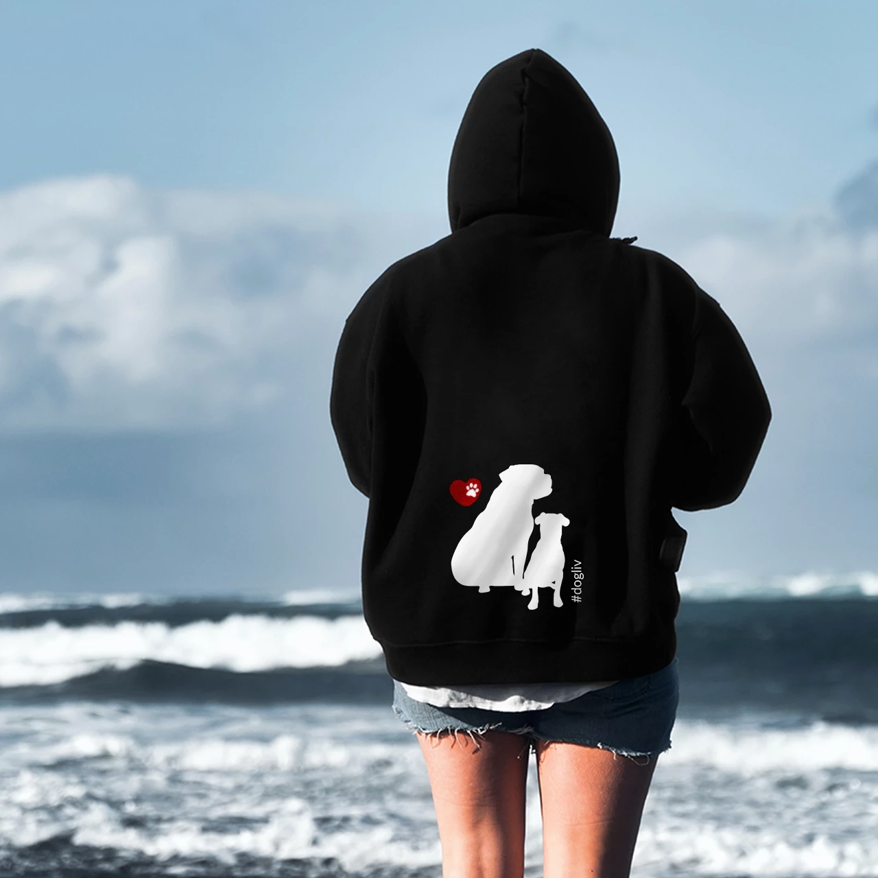 Setzt ein Statement, in dem ihr eine Sweatjacke bedrucken lasst. Mit euren Motiven, Sprüchen oder ClipArts auf dem Rücken, zeigt ihr jedem, wer ihr seid.