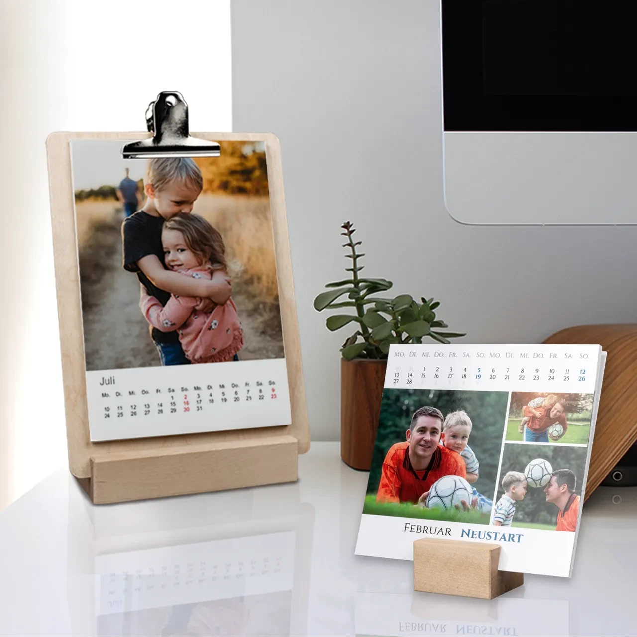 Die Tischkalender der ROSSMANN Fotowelt sind hochwertig und können selbst gestaltet werden. Werdet jetzt kreativ und erstellt euch euren eigenen Kalender für zuhause.