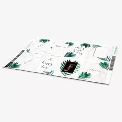 Die Fotosticker und Magnete aus der ROSSMANN Fotowelt können im 4er, 8er oder 16er-Set bestellt werden. Matt oder glänzend, vorgestanzt mit abgerundeten Ecken.
