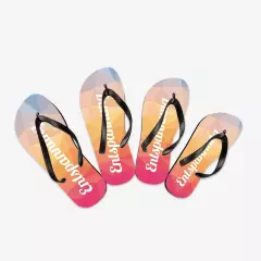 Badelatschen personalisieren für individuelle Looks. Verfügbar in Größen 35-46, UV-lichtecht und mit softem Fußbett für optimalen Komfort. Wasserfest.