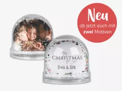 Gestaltet eure personalisierte Schneekugel in der ROSSMANN Fotowelt. Die Schneekugel besteht aus bruchfestem Hartplastik zaubert einen tollen Effekt vor eure Fotos.