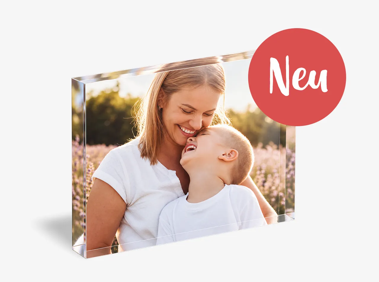 Foto-Acrylblock mit lachender Mutter und Kind als persönliches Familienfoto