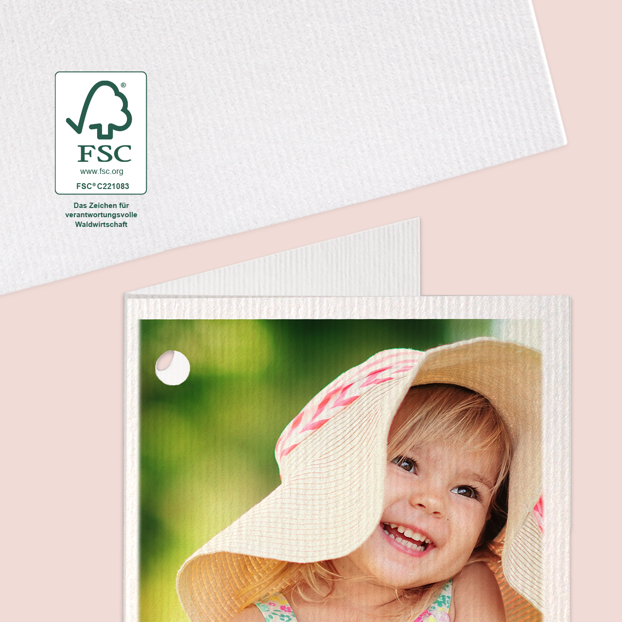 Lasst ein 10er-Set Geschenkanhänger bedrucken, fügt eure Botschaft hinzu und verleiht Geschenken eine persönliche Note. Schnelle Bearbeitung, ohne lange Bastelarbeit.