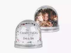 Zauberhafte Schneekugel mit Foto aus bruchfestem Hartplastik Gestaltet eure personalisierte Schneekugel in der ROSSMANN Fotowelt. Die Schneekugel besteht aus bruchfestem Hartplastik zaubert einen tollen Effekt vor eure Fotos.