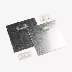 Die starke Magnethalterung für den Alu-Dibond Druck ermöglicht eine einfache Anbringung. Magnethalterung, Schrauben und Dübel sind im Lieferumfang enthalten.