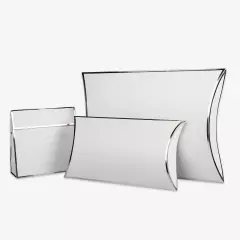 Geschenkverpackung, weiß und edel, silberne Ränder Edle, weiße Geschenkbox aus Karton in verschiedenen Formen und Größen. Für jede Art von kleinerem Fotoprodukt findet ihr die passende Verpackung zum Verschenken.