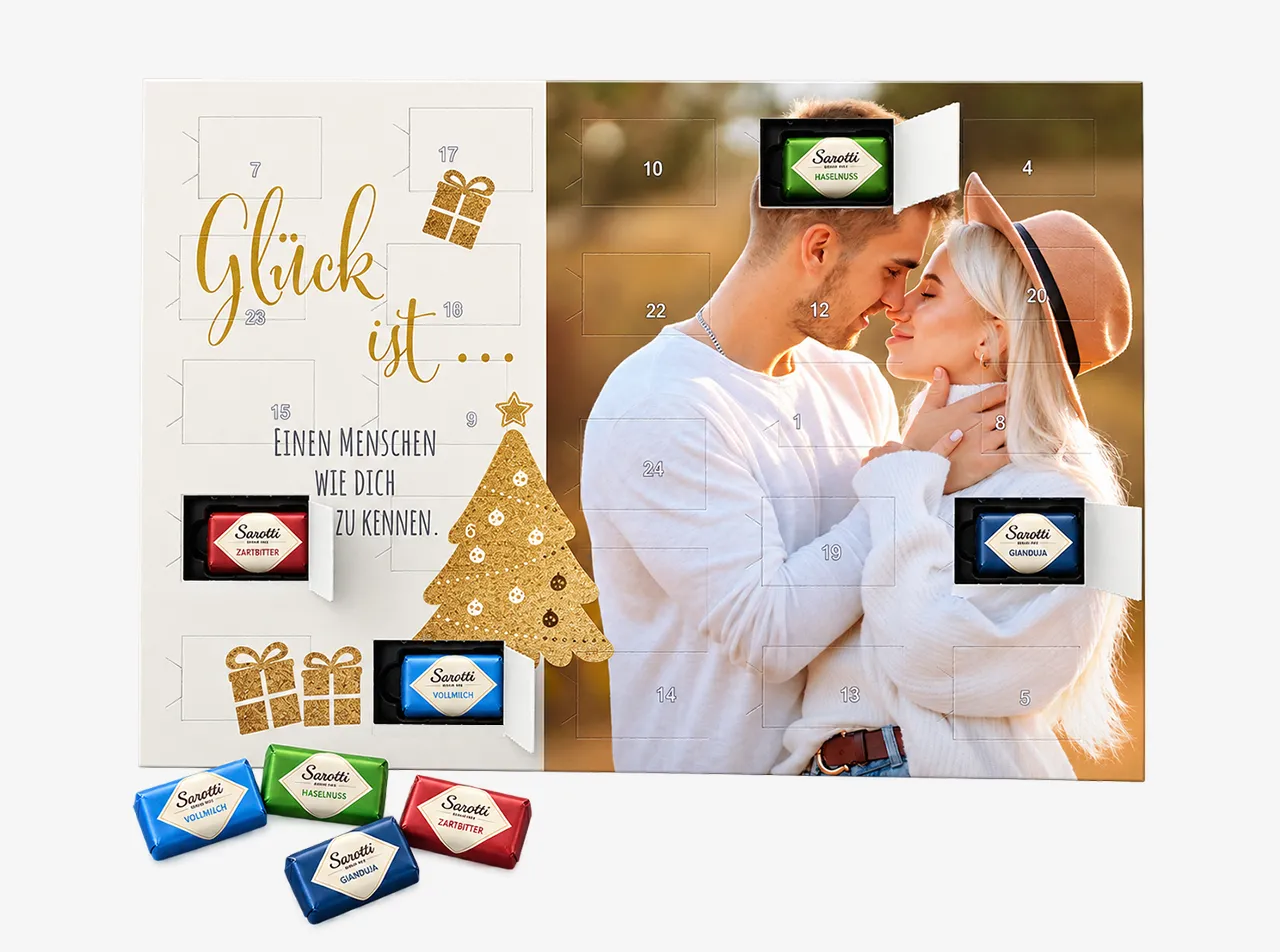 Gestaltet euren individuellen Schoko-Adventskalender für eine gemütliche Weihnachtszeit. Viele Designvorlagen und 24 Türchen gefüllt mit Sarotti-Schokolade.