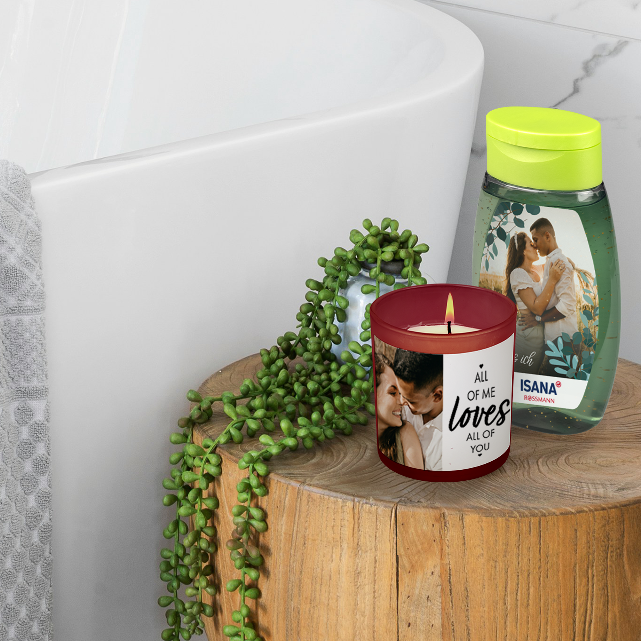 Kerze personalisiert als Wellness-Geschenk Eine personalisierte Kerze mit romantischem Foto und liebevollem Design, perfekt als Geschenk für einen entspannten Spa-Moment.