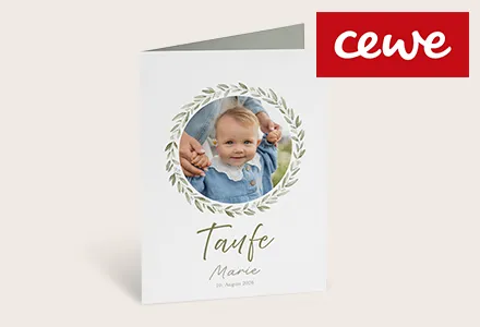 Fotokarte bestellen als Einladungskarte mit individuellen Fotos.